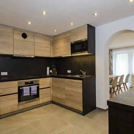 St. Florian アパート *